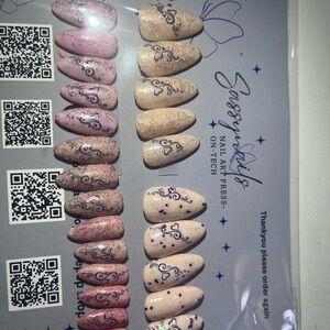 Sassy Nails Glitter Press-On Nails Set - Pink, Gold, Cream